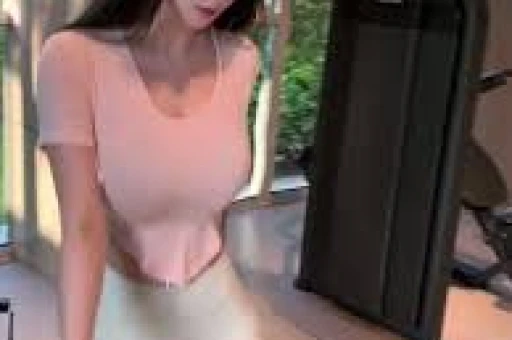 曝黄景瑜王玉雯恋情：火速辟谣背后内娱吃瓜该有边界感